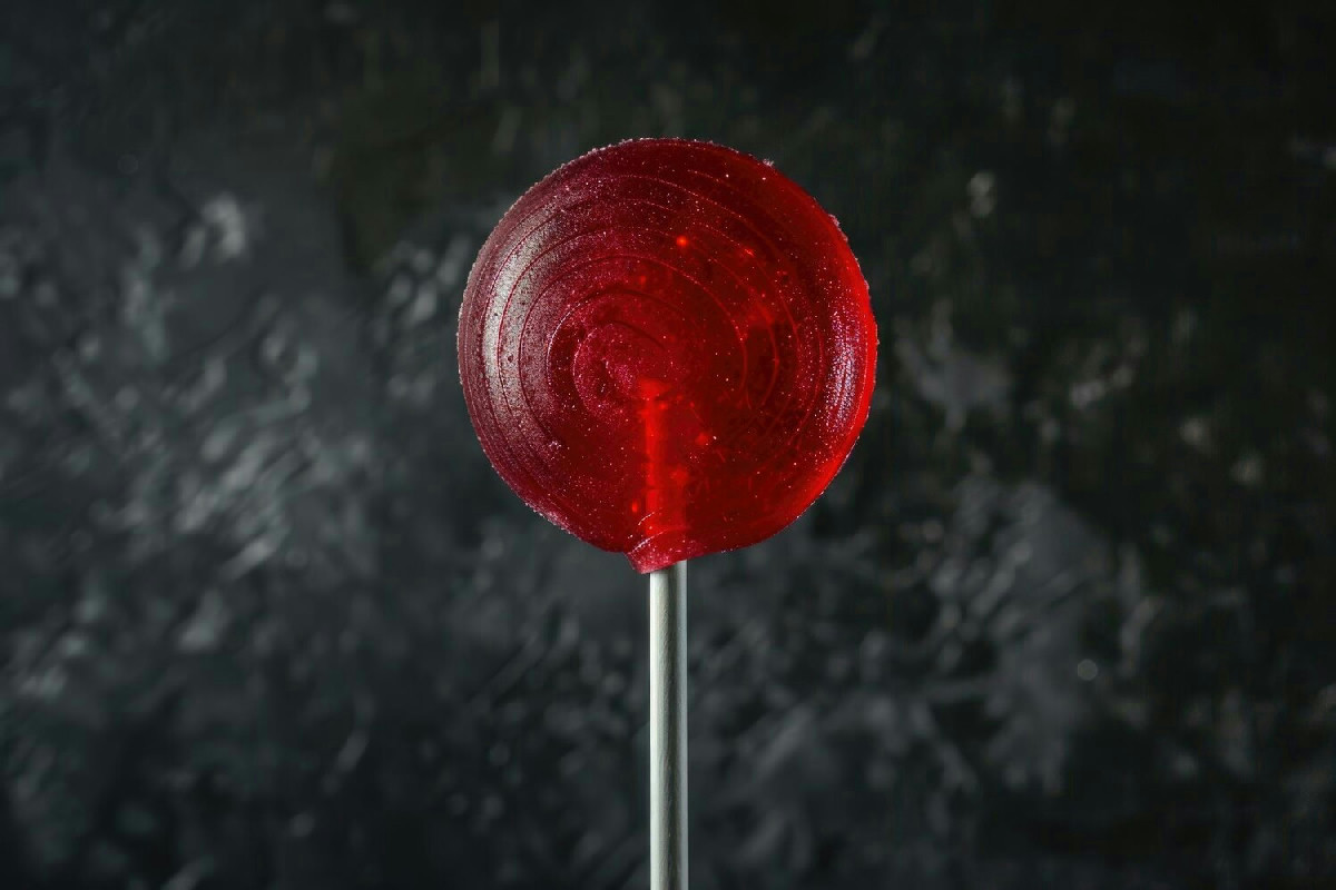 Lecca-lecca senza zucchero: il rimedio naturale che calma la gola e accelera la guarigione dal raffreddore