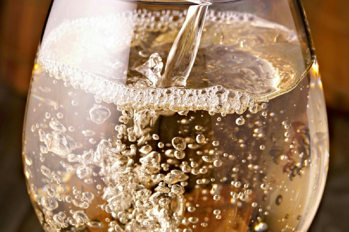 Prosecco sotto controllo: residui di pesticidi e PFAS presenti anche nel marchio più noto