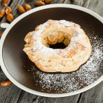 Soffice ciambella alle noci: il dolce fragrante che trasforma la colazione di dicembre